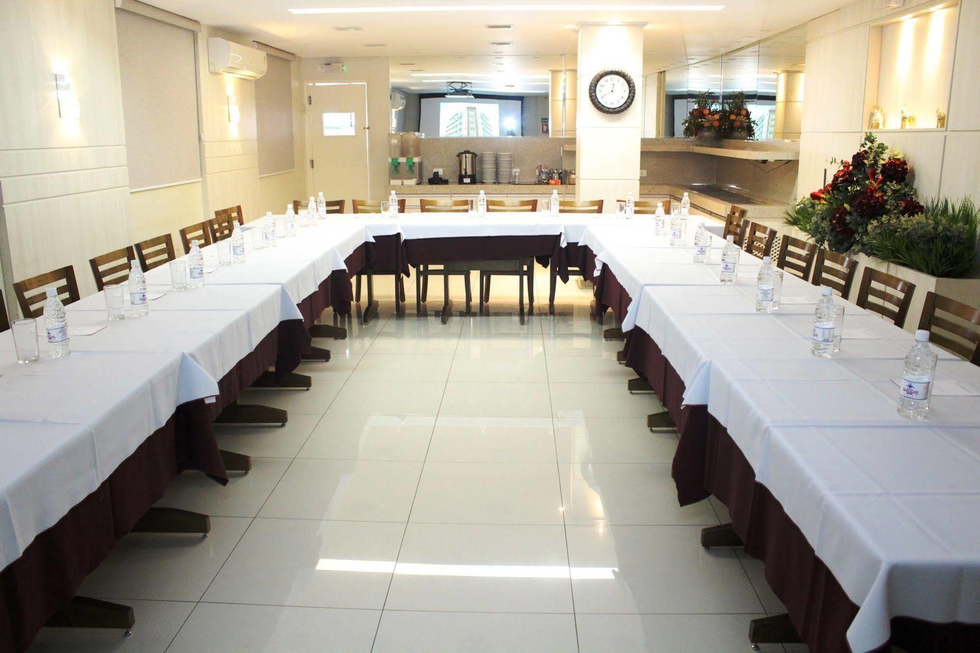 Itamaraty Hotel Anapolis Bagian luar foto